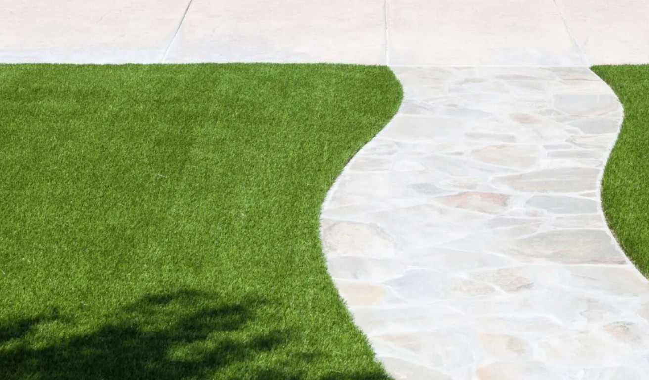Beautiful residential artificial grass installation in Peoria, IL home